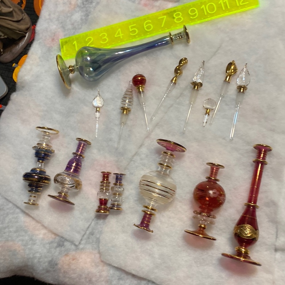 Set of 8 decantures.   Made of glass.